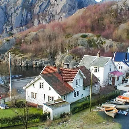 Hauge I Dalane Jossinghamn Nr. Holiday home Helleren